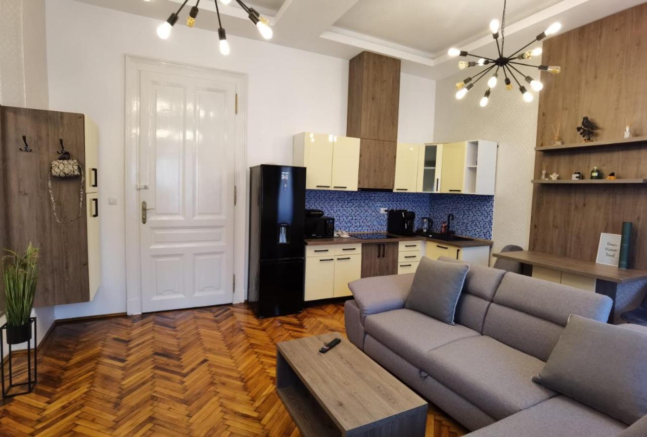 Zen Apartments Oradea Ngoại thất bức ảnh