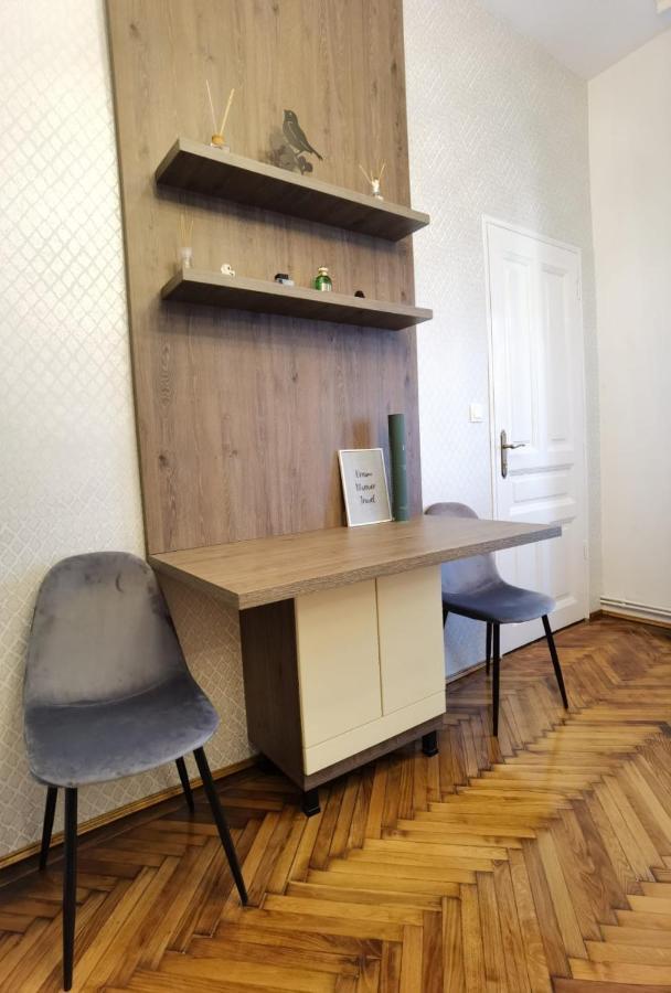 Zen Apartments Oradea Ngoại thất bức ảnh