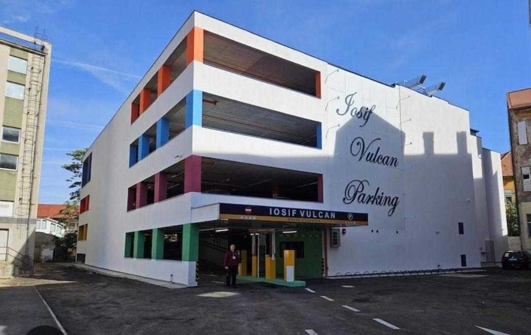 Zen Apartments Oradea Ngoại thất bức ảnh