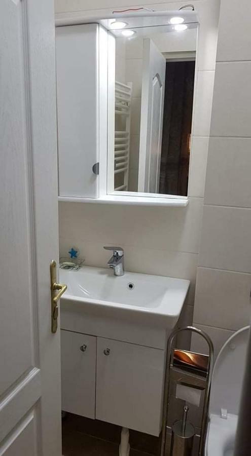 Zen Apartments Oradea Ngoại thất bức ảnh