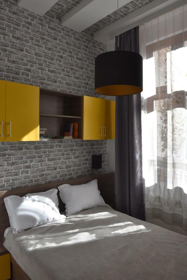 Zen Apartments Oradea Ngoại thất bức ảnh